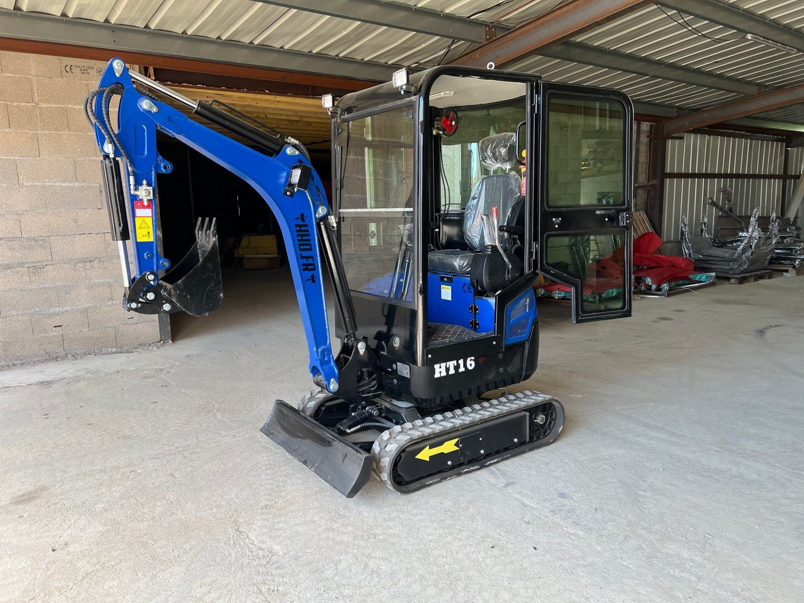 Minibagger HT16 – Kabine – Bild 3