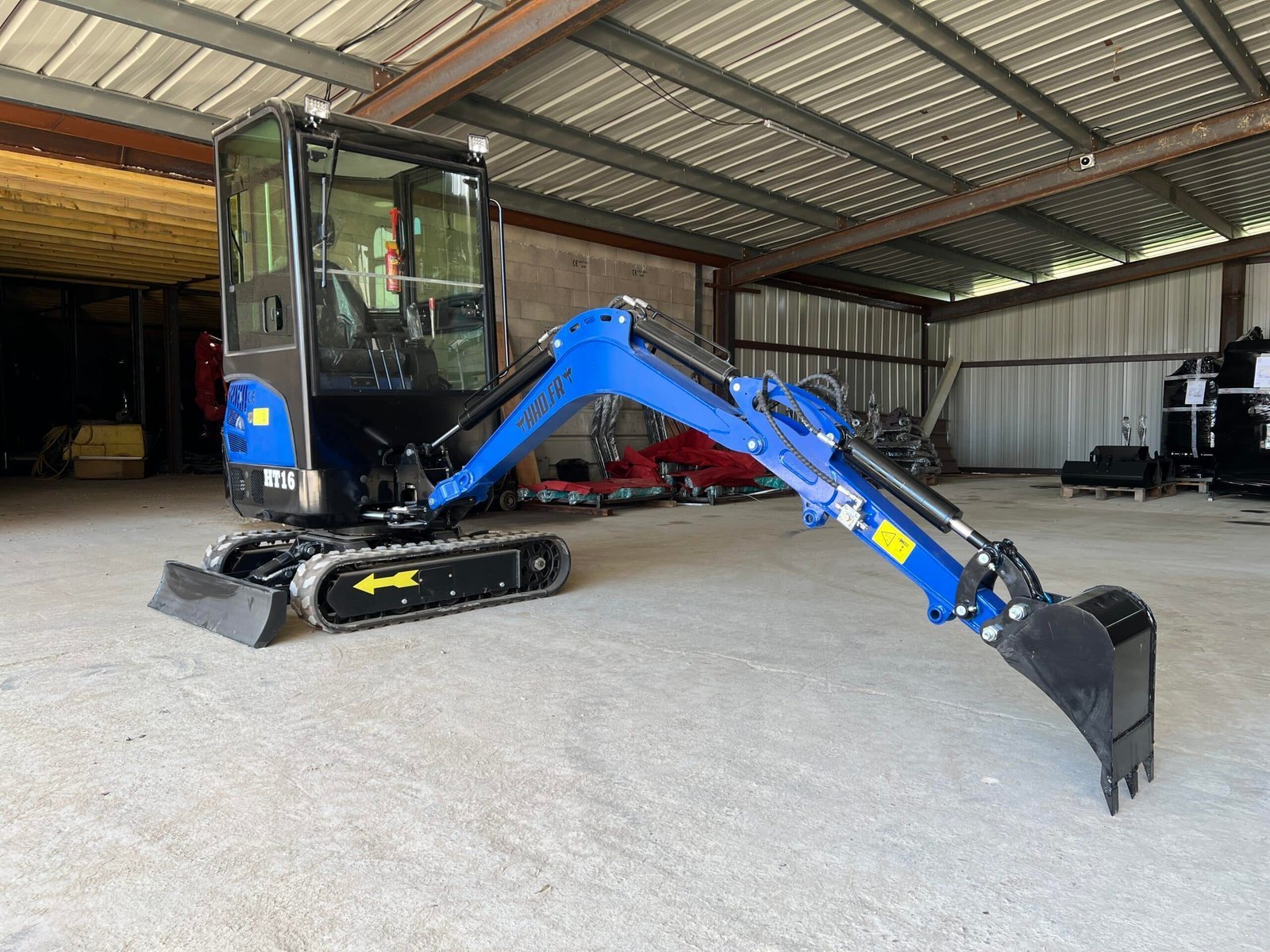 Minibagger HT16 – Kabine – Bild 9