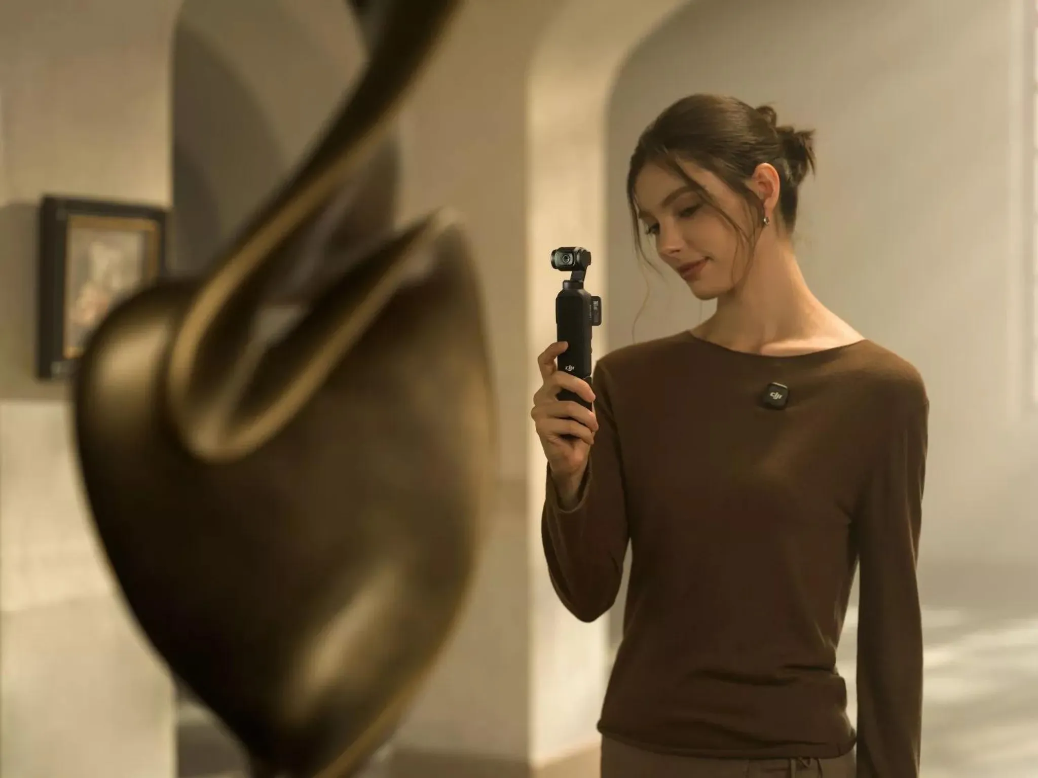 DJI Osmo Pocket 4 Creator Combo Kamera – Bild 13