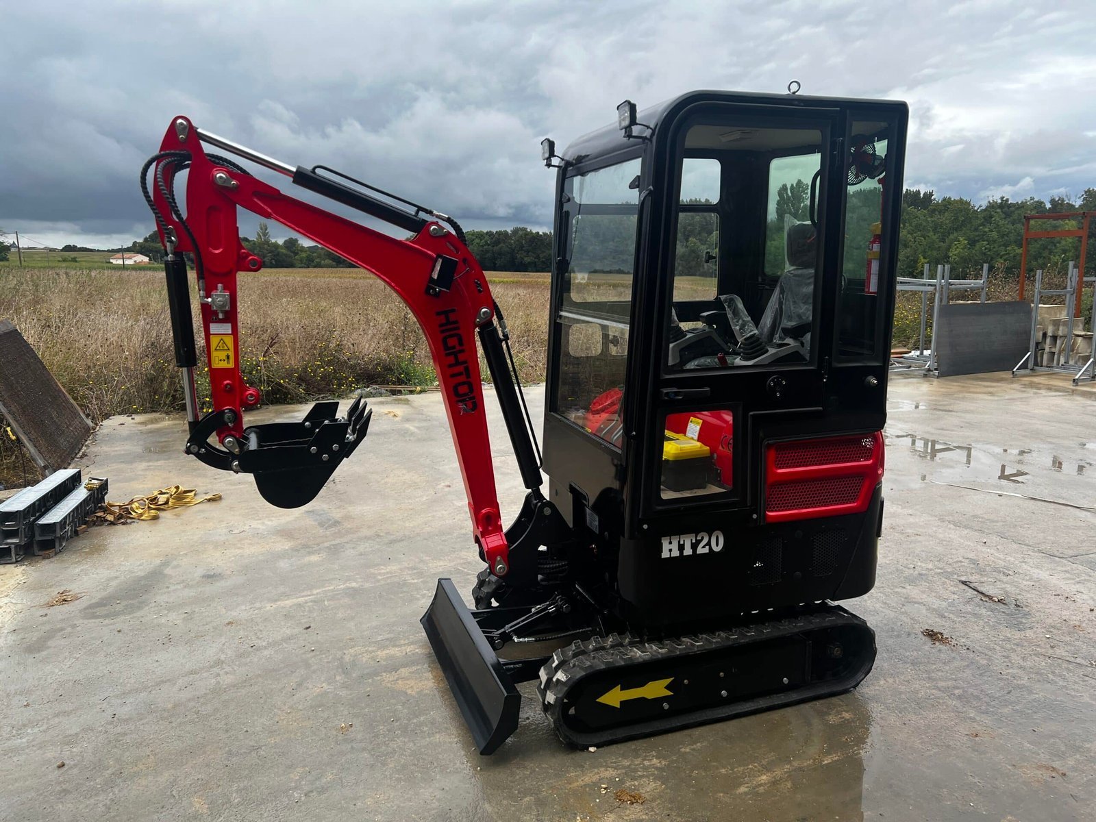 Minibagger HT20 – Kabine – Bild 2