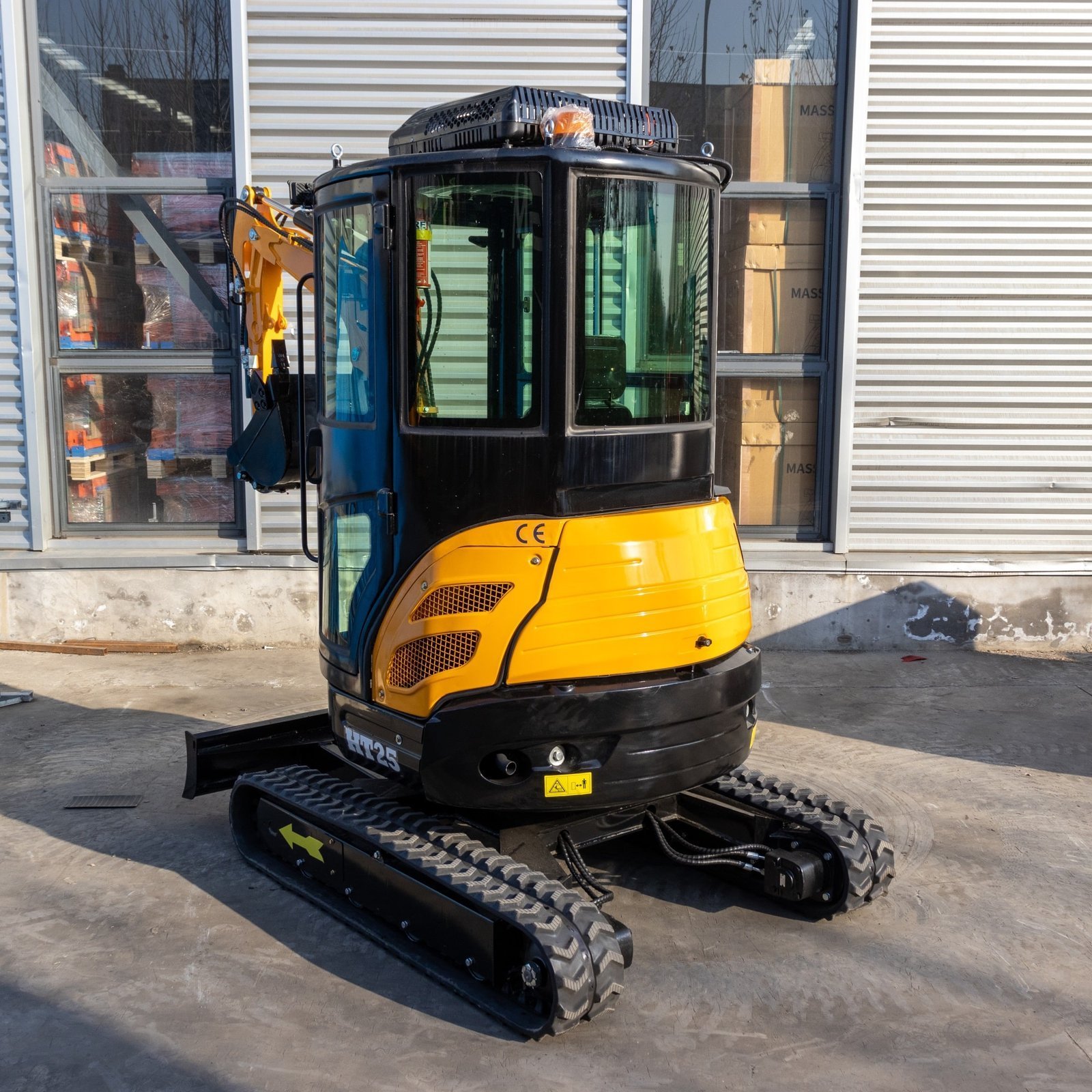 Minibagger HT25 – Kabine – Bild 6