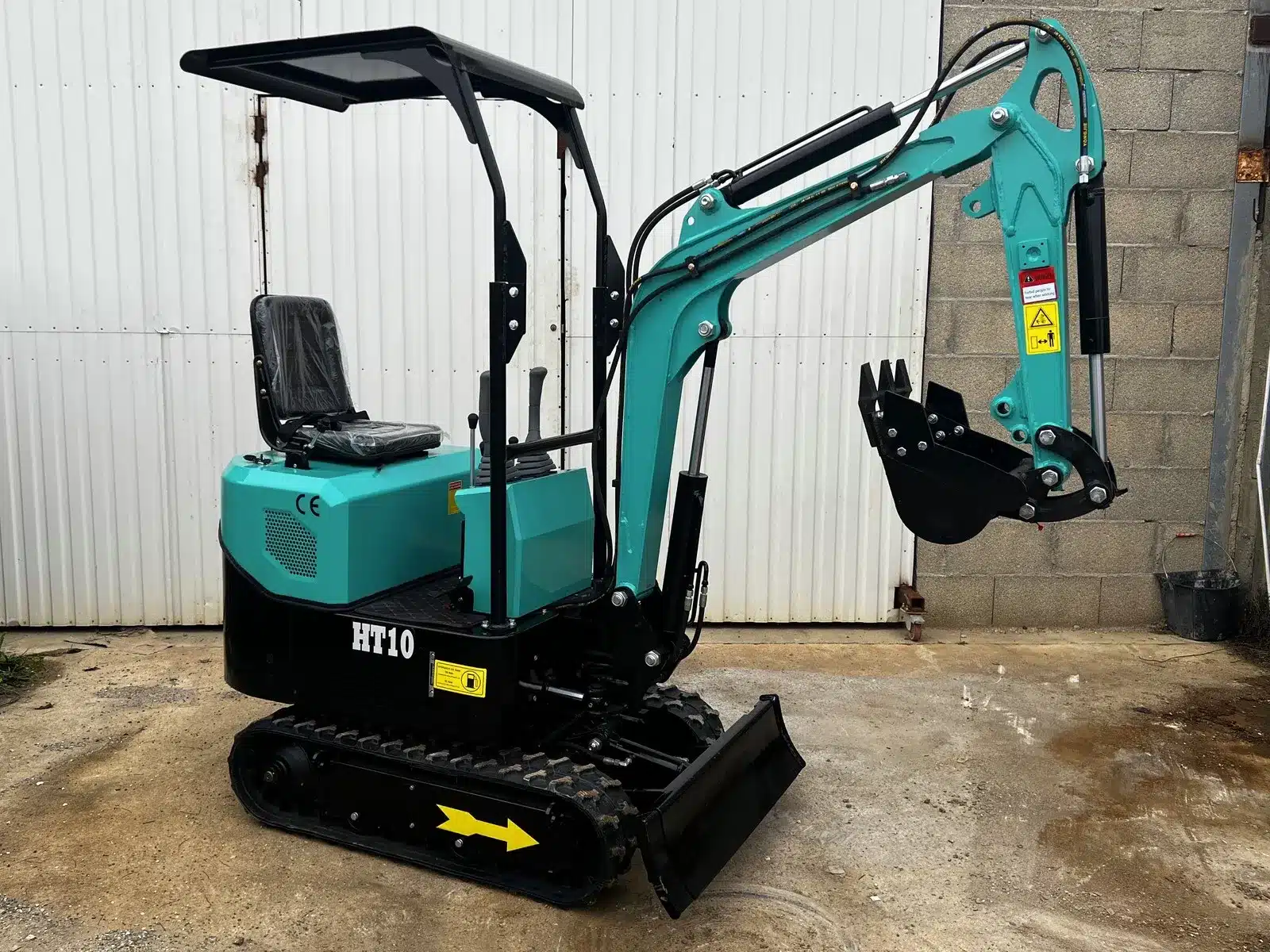 Minibagger HT10 – Variable Laufwerksbreite – Bild 2