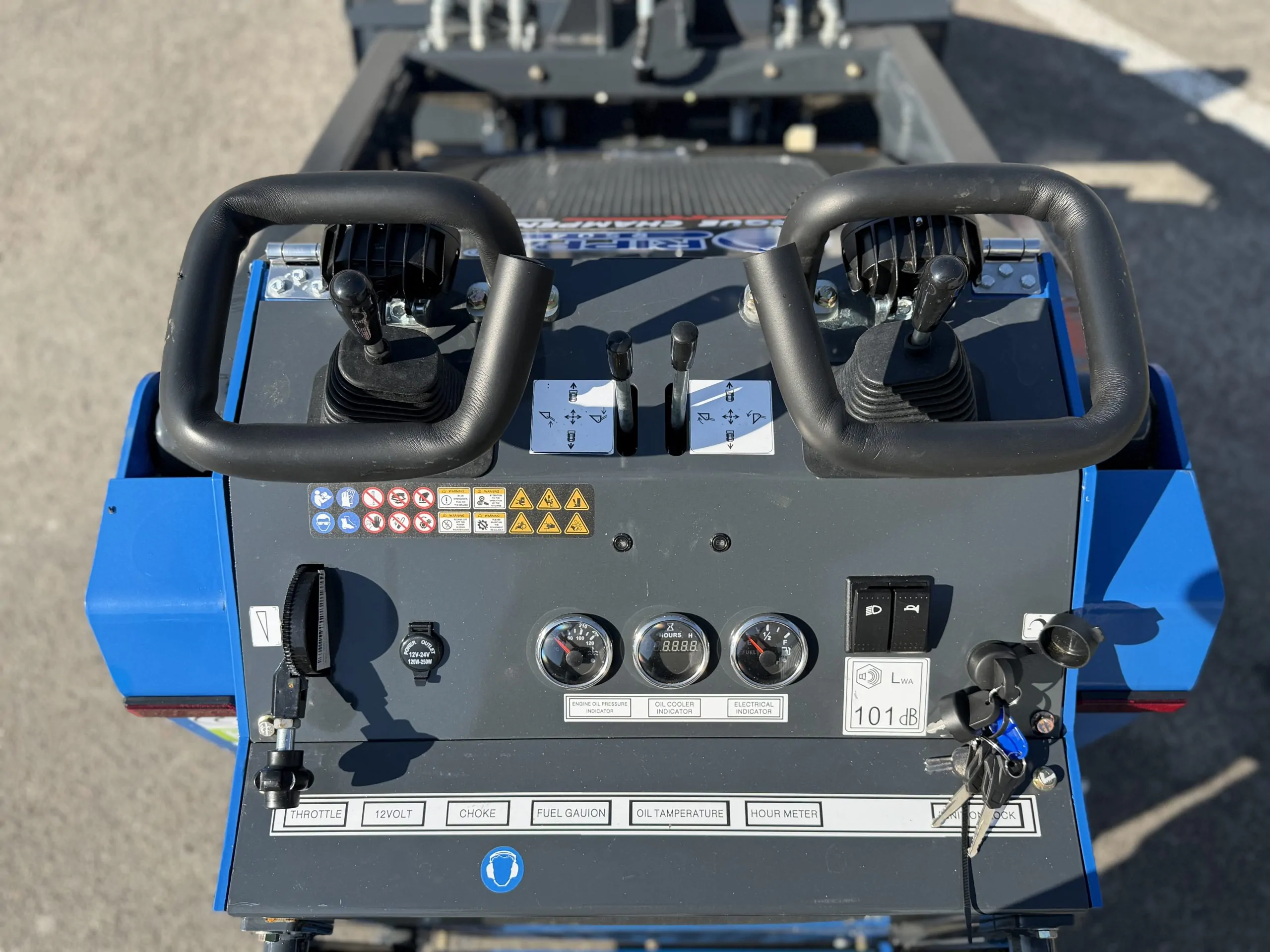 MINI CHARGEUR RS04 – Bild 7
